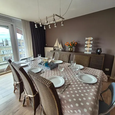 Daire Ruim Duplex Appartement- 8p - Wandelafstand Blankenberge